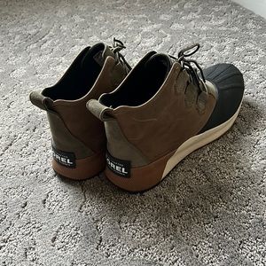 Sorel women’s boots size 12